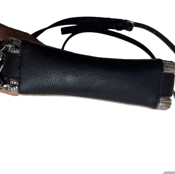 Nine West grey taupe and black crossbody bag - Picture 6 of 9